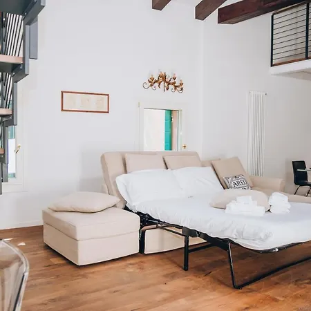 Guggenheim Luxury By Bricola Venedig